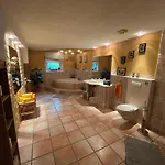 100Qm Apartment Mit Regendusche & Top-Lage Mucheln