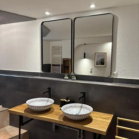 Lägenhet 100qm Mit Regendusche & Top-lage